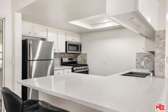 Photo - 327 Chestnut Ave