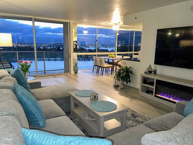 Beach / Bay Heaven - 1710 Avenida del Mundo Unit 1407