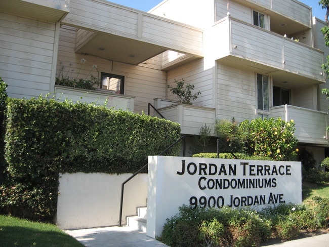 Building Photo - 9900 Jordan Ave Unit 63