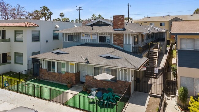Photo - 811 Gardenia Avenue