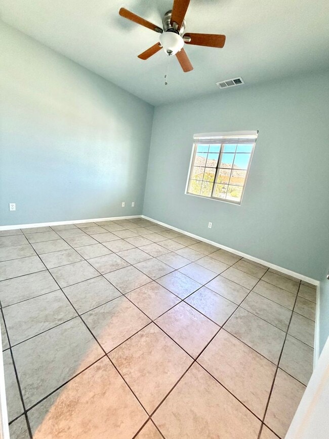 Photo - Beautiful 3 Bedroom 2 Bathroom Home