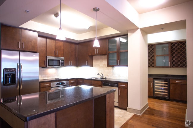 Photo - mResidences Miracle Mile