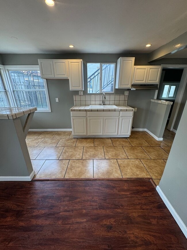 Photo - 6228SVanNess Unit 6230