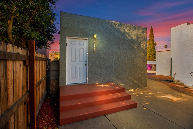 Building Photo - 1941 Olive Ave Rental