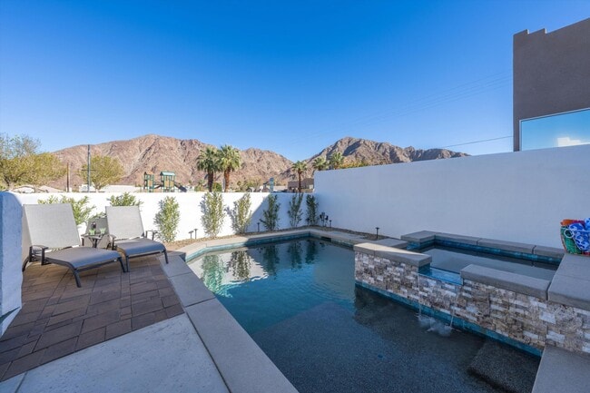 Photo - 53445 Eisenhower Dr