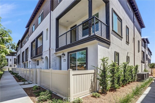 Building Photo - 9567 Hannah Wy
