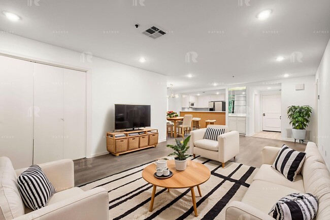 Building Photo - (Ellie:B) Promenade West – Unit 880 #208 Rental