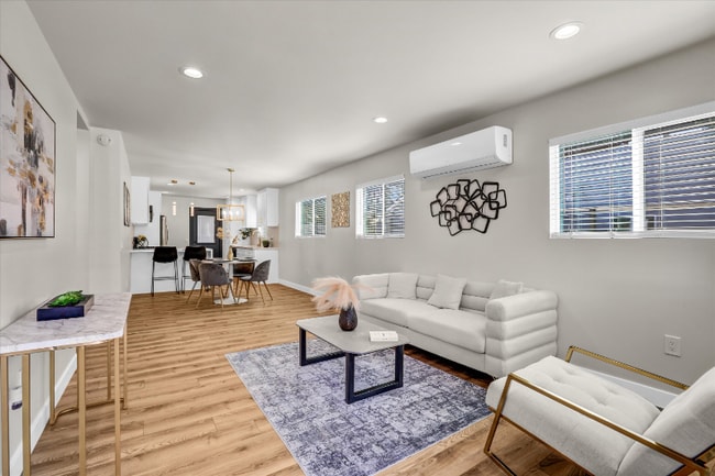 Photo - 4115 Wabash Ave