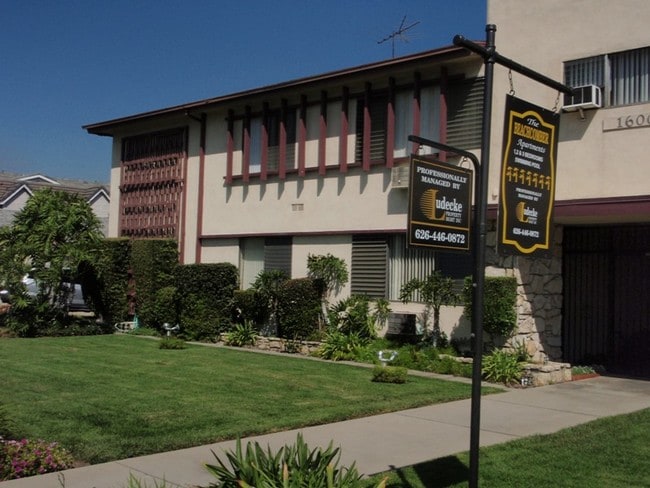 Photo - 1600 S Baldwin Ave Unit 18