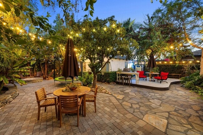 Building Photo - 4527 49th St