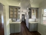 Photo - 2822 St George St