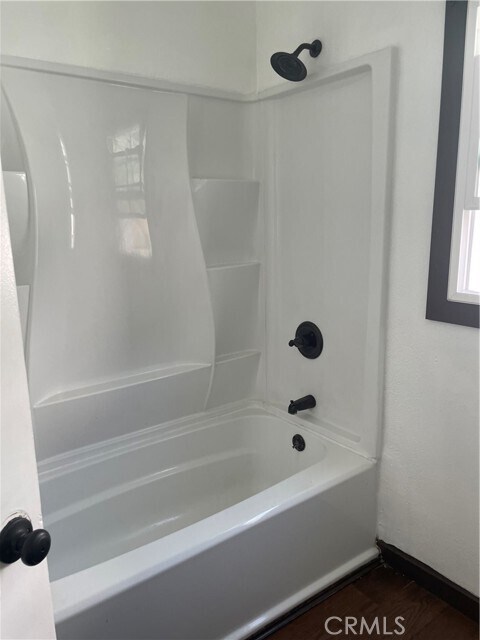 Photo - 647 W 112th St