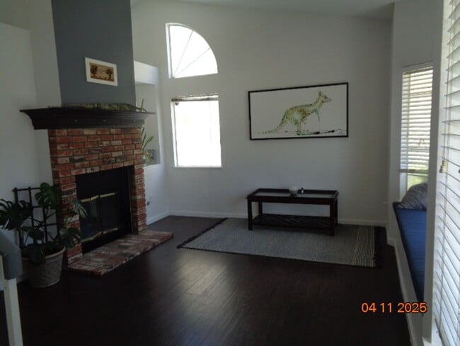 Photo - 3055 Paxton Ave