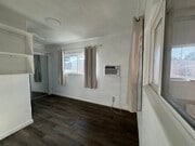 Photo - 1691 Ballard St
