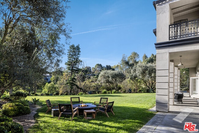 Photo - 28600 Pacific Coast Hwy