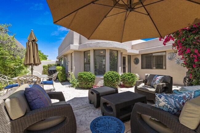 Photo - 48114 Cll Seranas