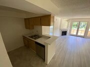 1BR, 2BA - 750 - - A & J Investments