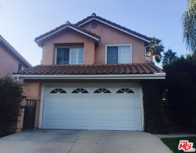 Building Photo - 24715 Cll Largo Rental