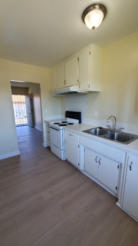 Photo - 1230 W Hillandale Ave Unit J