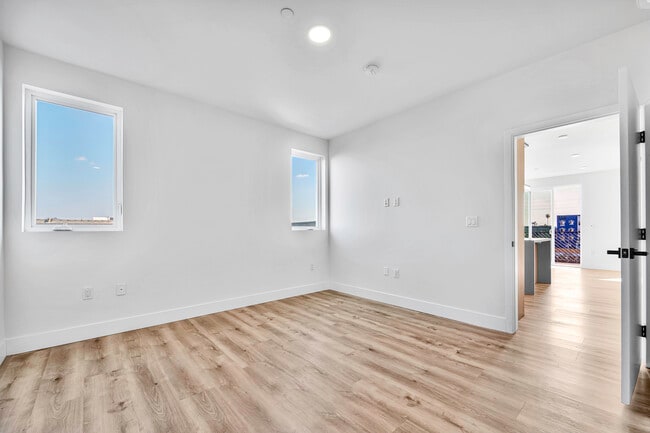 Photo - 5655 Virginia Ave