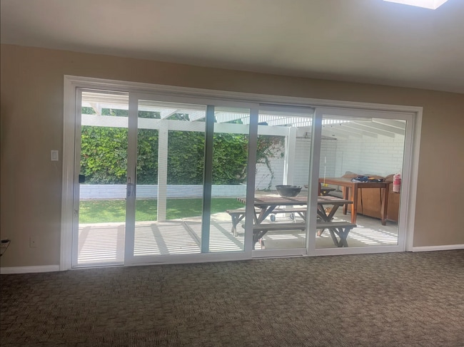 Photo - No back house!