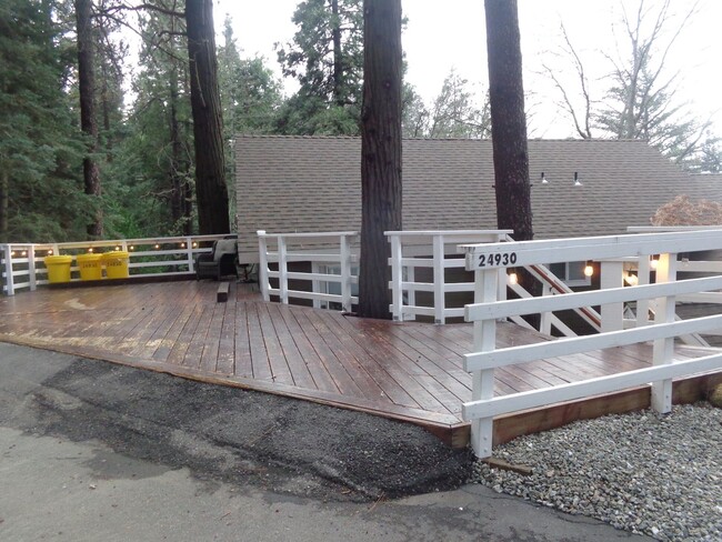 Photo - 4 BEDROOM ON KNOLL CIRCLE