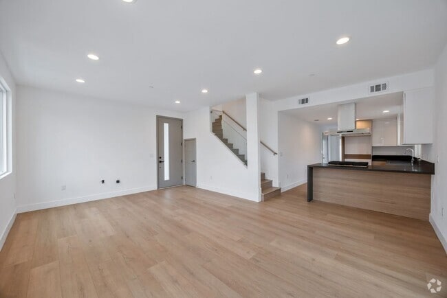 Building Photo - 12673 9th St Rental