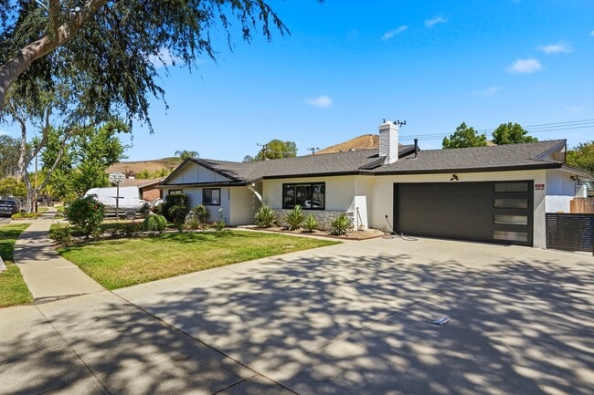 Photo - 4563 Hempstead St