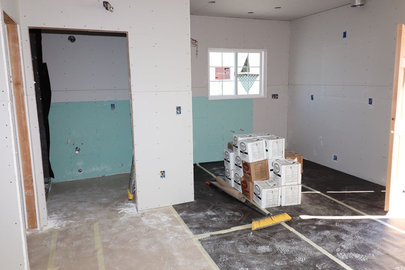 Photo - 682 N Cambridge St