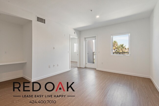 Photo - 11405 Chandler Blvd Apartment Unit 512