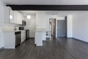 Studio, 1BA - 450 SF - The Parsons Apartments