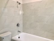 Large deep cast iron tub - 4718 Dockweiler St Unit 4718