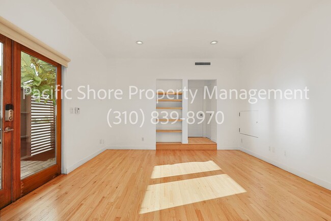 Photo - 543 Rose Ave Unit 545 1/2