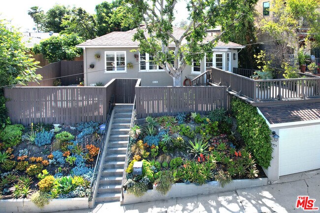 Photo - 1337 Westerly Terrace