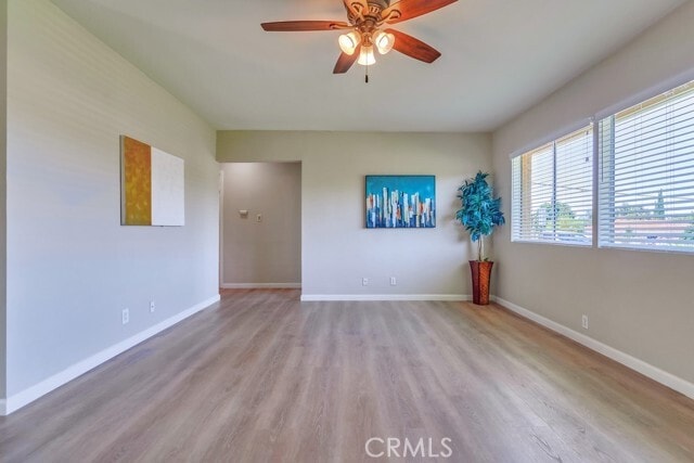 Photo - 19789 Evelyn St