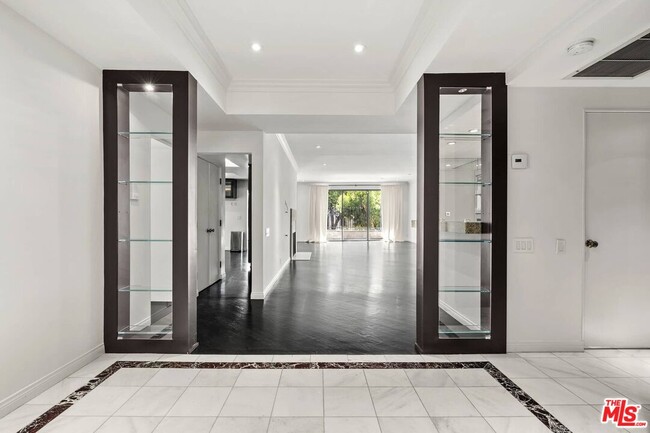 Photo - 1210 Kings Rd Unit 104
