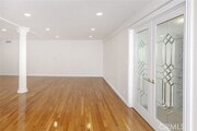 Photo - 1610 N Hoover St Townhome