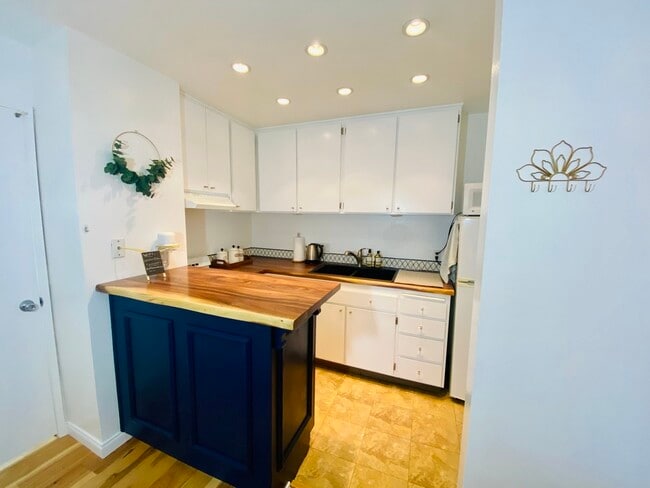 Photo - 1621 Hotel Cir S Unit E322