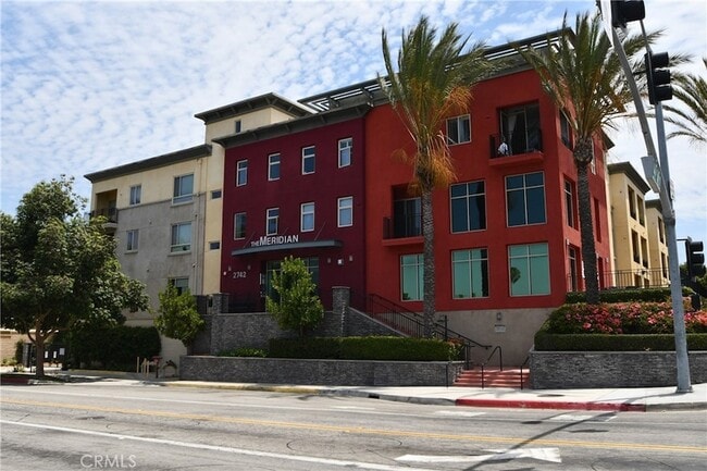 Building Photo - 2742 Cabrillo Ave Unit 302
