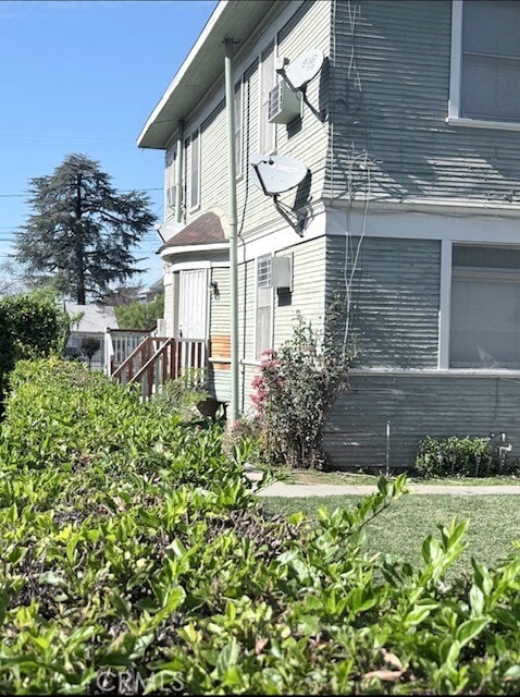 Photo - 3327 Lemon St