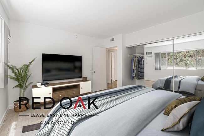 Photo - 1327 Laurel Ave Unit 19