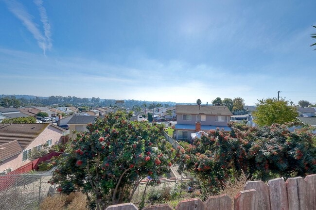 Building Photo - Charming 3-bedroom, 2-bath home