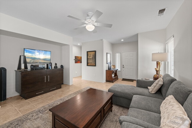 Photo - 78680 Postbridge Cir