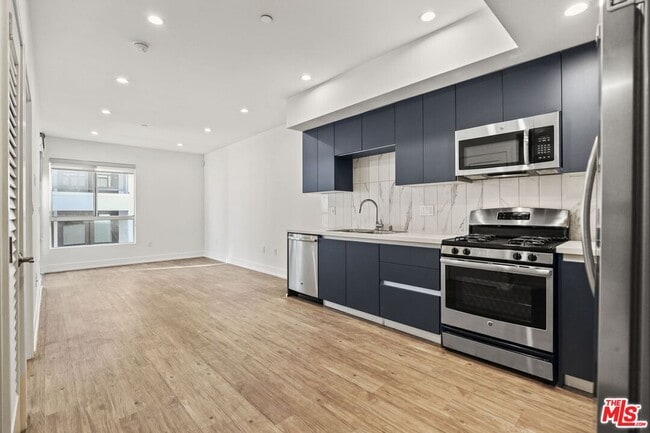 Photo - 1831 Sawtelle Blvd Unit ph3