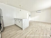 Photo - 626 E Arbor Vitae St Unit A