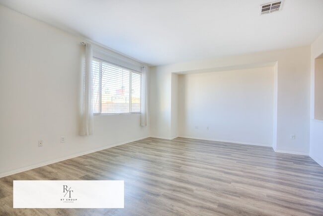 Photo - Beautiful 2-story home located in a gated community