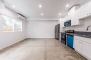 Photo - 11841 Runnymede St Unit 11839 1/2