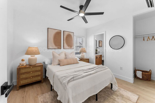 Photo - 6730 Mohawk St Unit 2