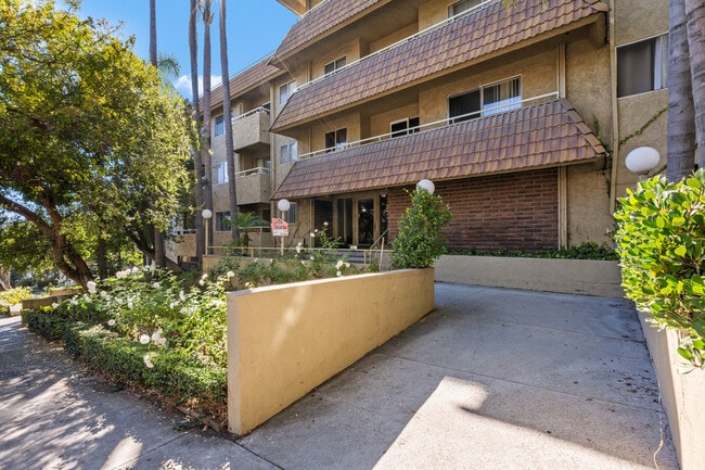 Photo - 1011 N Palm Ave