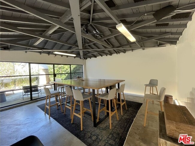 Photo - 2422 Abbot Kinney Blvd